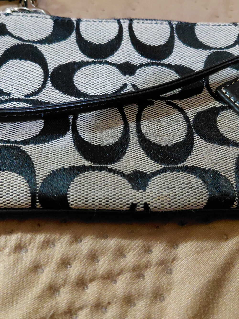 Coach wristlet signature